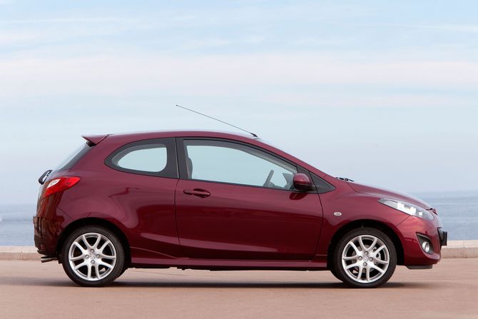 Mazda 2 MZR 1.3 Sport 84