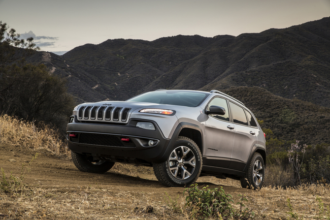 O Jeep Cherokee vai ser provavelmente o primeiro modelo da marca a receber uma versão híbrida