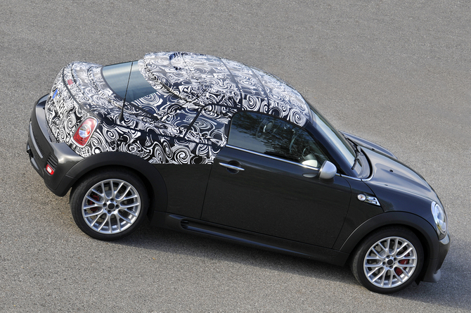 MINI shows-off camouflaged future Coupé model