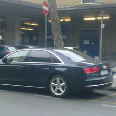 Audi A8 L 4.2 V8 TDI quattro 