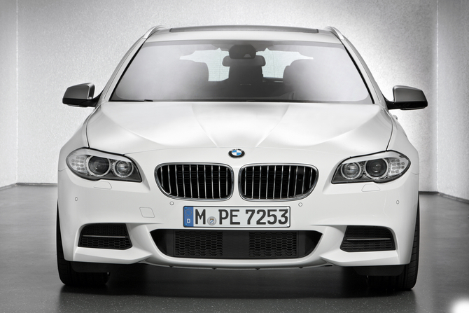 BMW M550d xDrive Touring