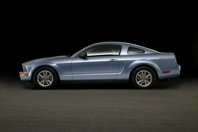 Ford Mustang V6 Automatic