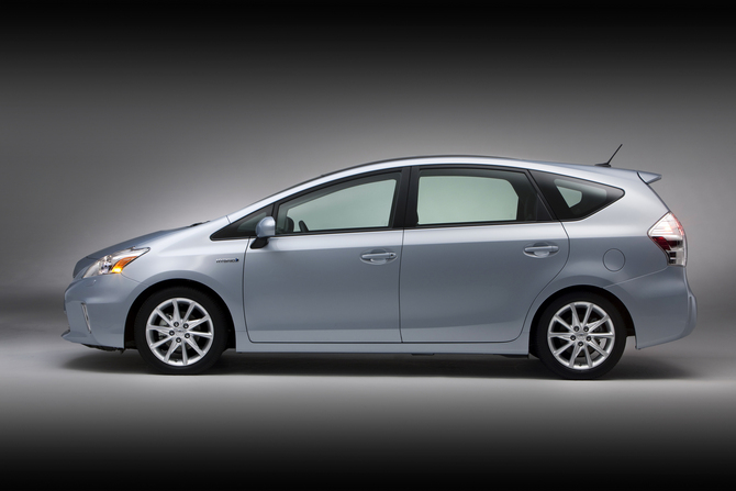 Prius Family grows in Detroit