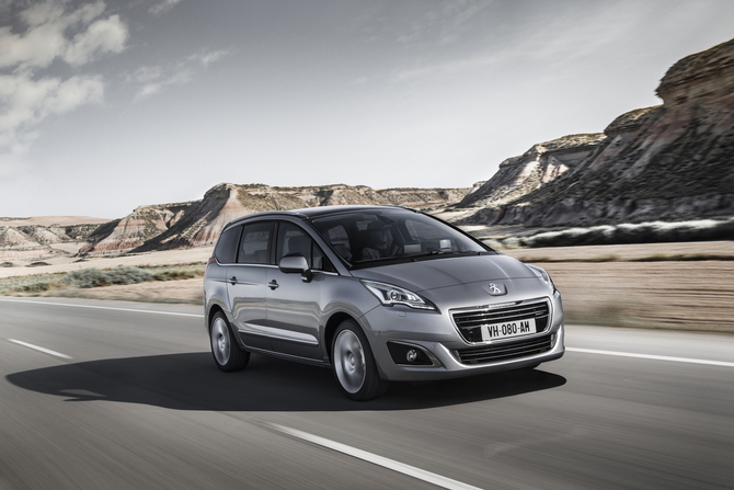 Peugeot auf der IAA Frankfurt 2013