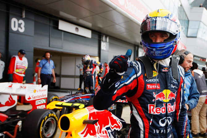 Webber takes pole in Silverstone as McLaren struggles