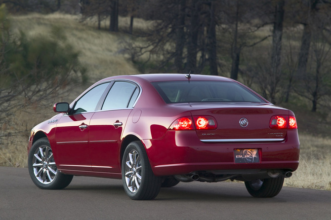 Buick Lucerne V8