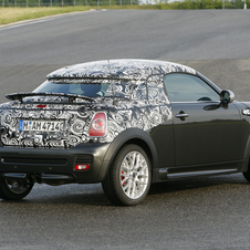 MINI shows-off camouflaged future Coupé model