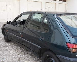 Peugeot 306