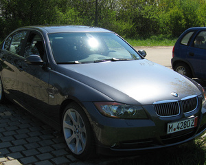 330i