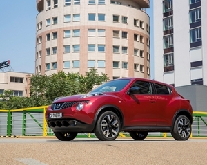 Juke 1.6 Tekna Premium CVT