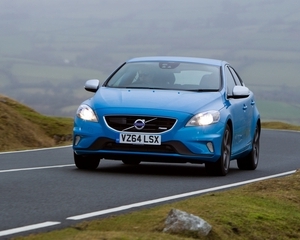 V40 D4 VED R-Design Sum