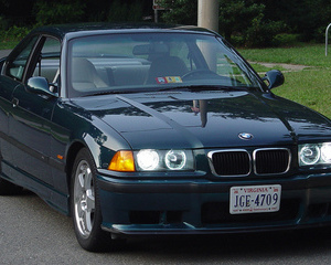 325i SE Coupé