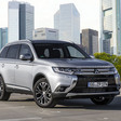 Outlander 2WD 2.2 DI-D Instyle Navi