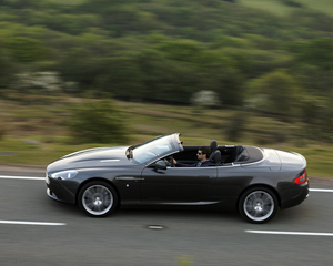 DB9 Volante