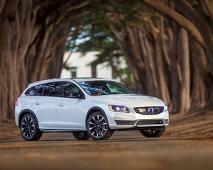 V60 Cross Country T5 AWD Geartronic 