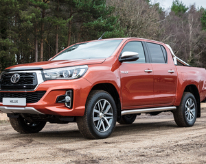 Hilux 4x4 2.4 D-4D Tracker 3L