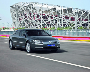 Phaeton V8 4Motion Tiptronic LWB