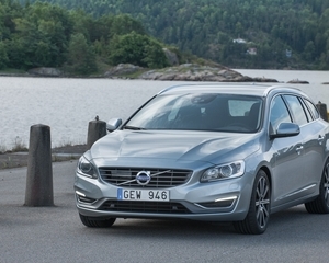 V60 T5 Geartronic