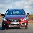 V40 D2 Kinetic Powershift Cross Country