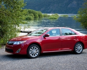 Camry 2.5 Hybrid SE CVT