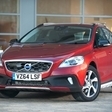 V40 Cross Country D2 Kinetic Geartronic