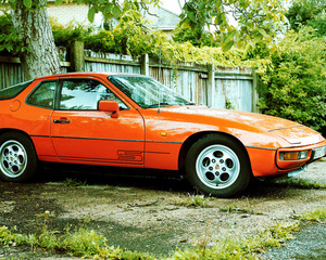 924S