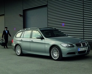 320d Touring Automatic