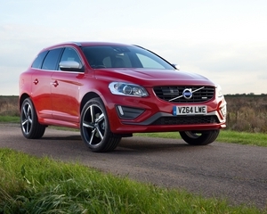 Volvo XC60 D4 AWD R-Design Momentum Geartronic