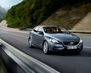 V40 D2 Start/Stop Momentum Powershift