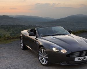 DB9 Volante Automatic