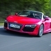 Audi R8 Spyder 5.2 V10 FSI vs Audi Q5 2.0 TDI