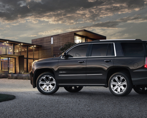 Yukon XL Denali 5.3 V8 4WD