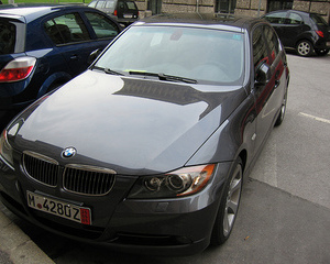 330i