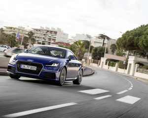 TT 2.0 TFSI S tronic