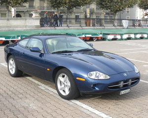 XK8 Coupé