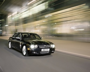 XJR 4.2 V8 S/C