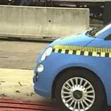 Crashtest Audi Q7 vs Fiat 500